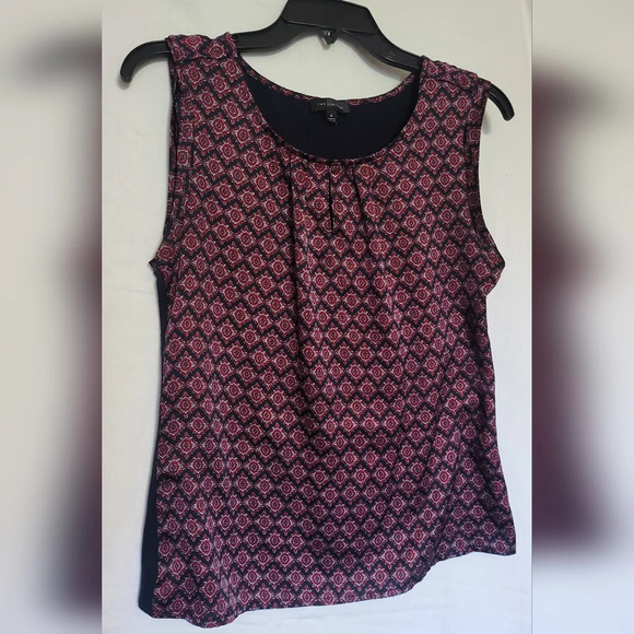 The Limited Womens Navy Blue Red Geometric Pattern Sleeveless Career Blouse M - Picture 1 of 5